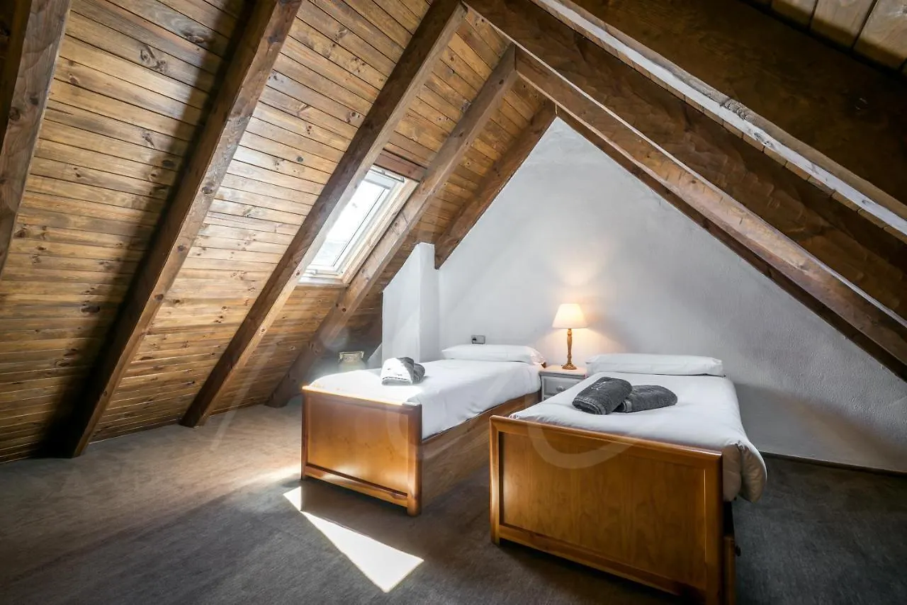 Casa Nere By Seamount Rentals Salardu Holiday home